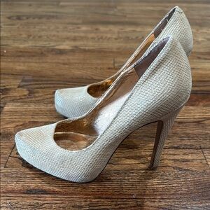 Elegant Cream Snakeskin Platform Stiletto Heels
